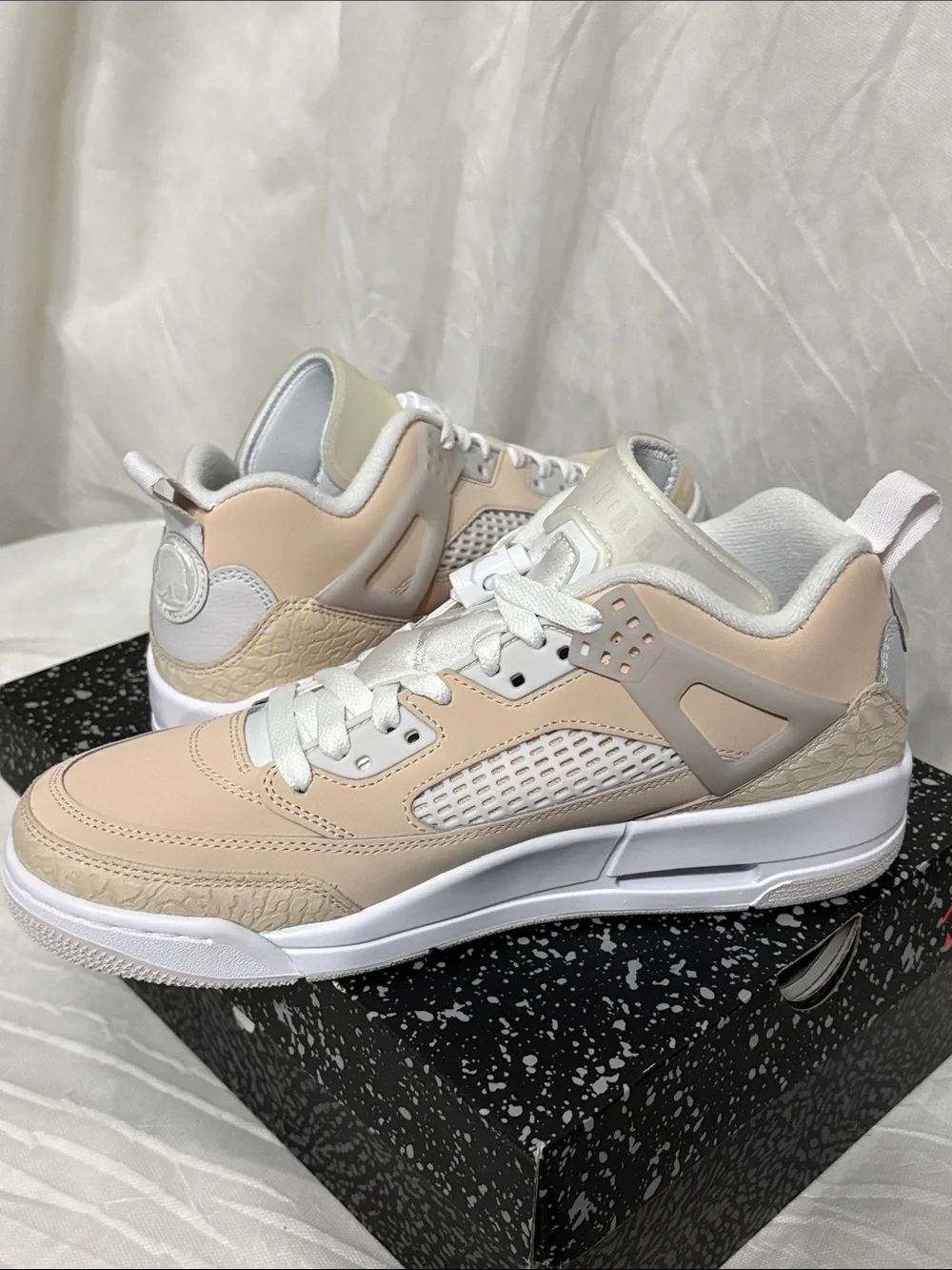 Jordan Spizike Low Sanddrift Sneakers size 8 NWT
